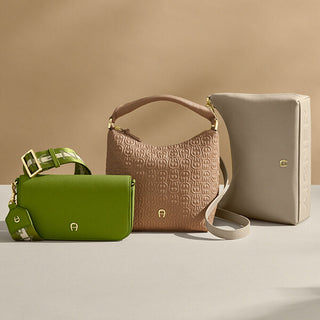 AIGNER Zita