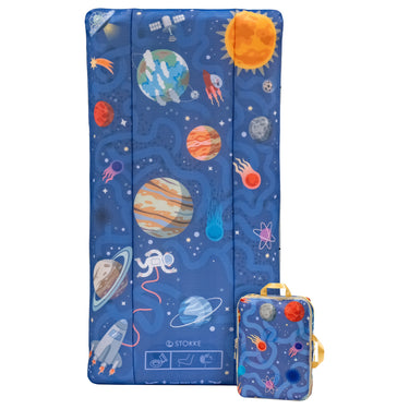 Stokke® JetKids™ Cloudsleeper - Materasso da viaggio 150 cm (Space Maze)